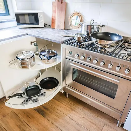 Wellnesshuis Met Jacuzzi En Sauna In Het Bos * Lunteren