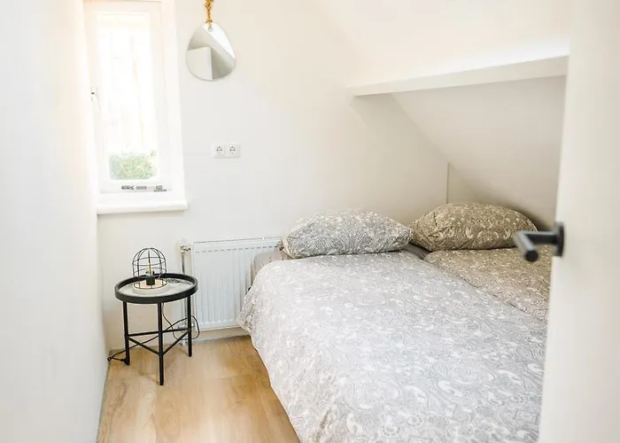 Wellnesshuis Met Jacuzzi En Sauna In Het Bos *