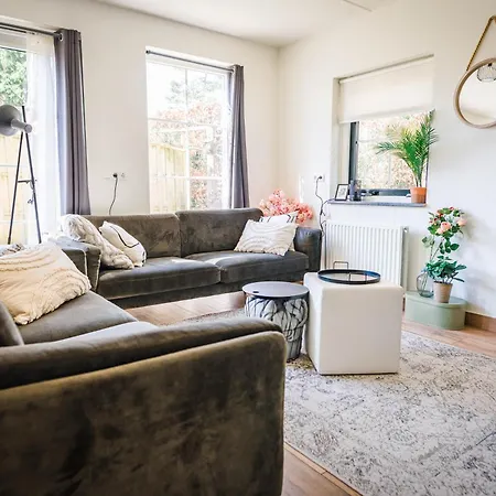 Wellnesshuis Met Jacuzzi En Sauna In Het Bos Vakantiehuis Lunteren